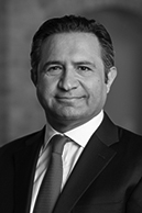 Ersal Ozdemir headshot