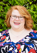 Laura Weaver headshot